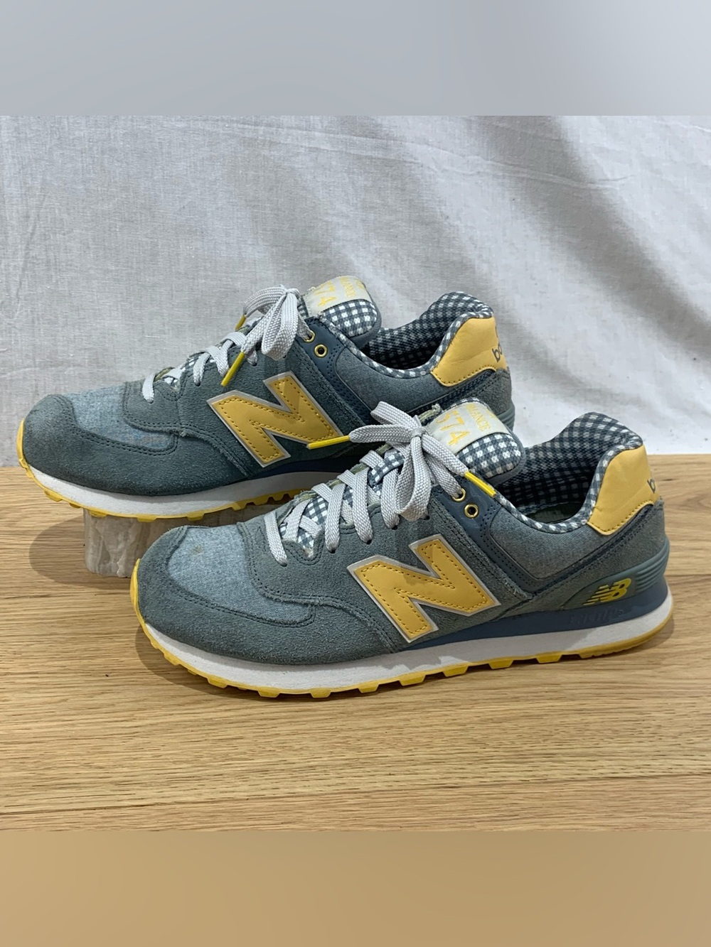New Balance 574 'Picnic Pack' Men’s Size 9 D Gray Yellow Athletic Shoes